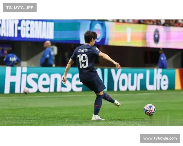 法甲足球明星纵横赛场 向世界展现顶级竞技魅力与实力